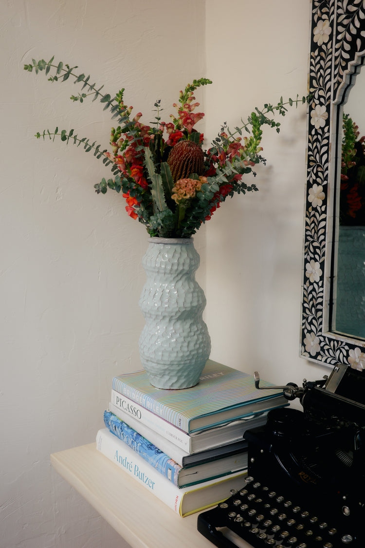 Wavy Seabreeze Vase
