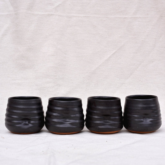 Ceramic sipping cup, black (set of 4)